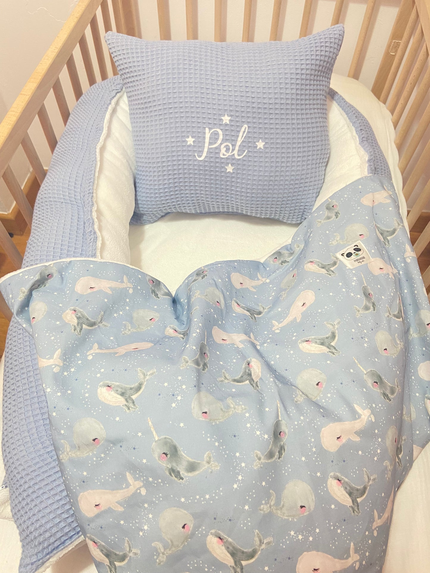 Pack Baby Blue Sea (nido, manta y cojín personalizado)